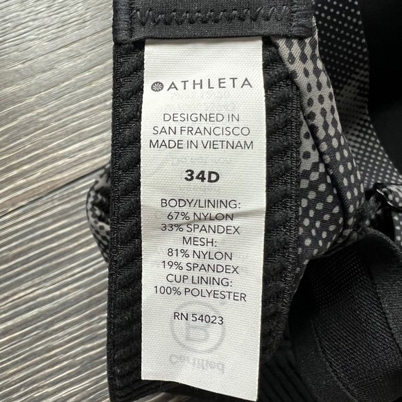 Athleta Printed Advance Adjustable Padded Sports Bra Black/Gray 34D - Picture 9 of 9